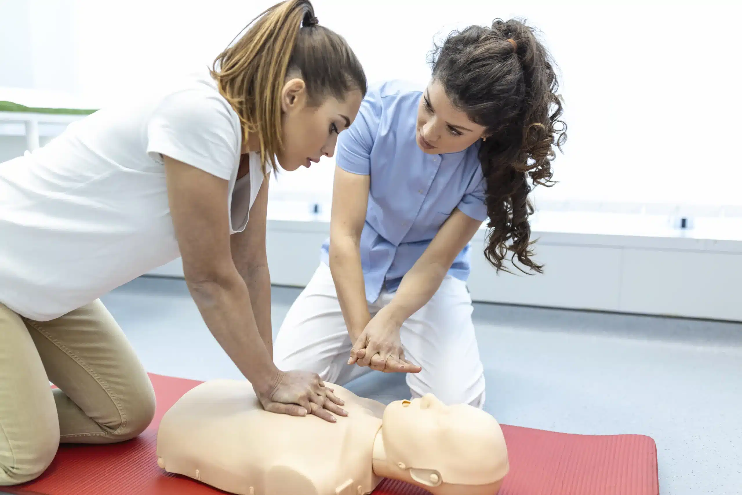 CPR for Senior Caregivers in Vacaville: A Practical Guide